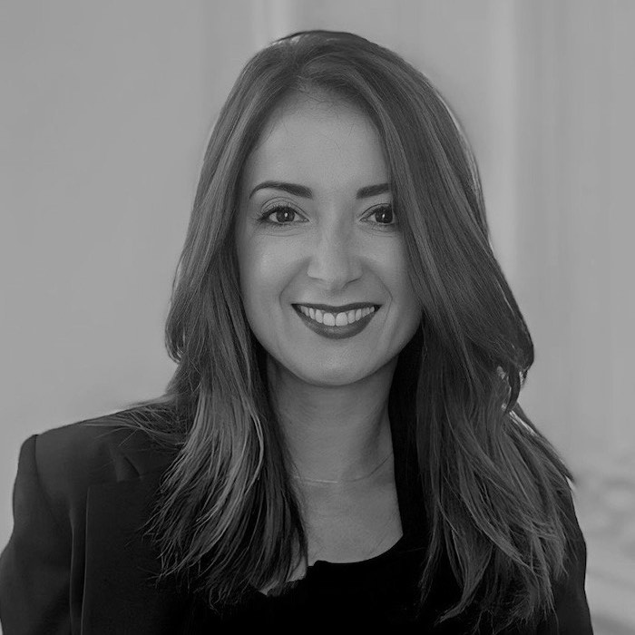 Kahina Imessaoudene spécialiste en management de transition